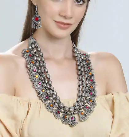 YouBella Fashion Afghani Tribal Schmuckset für Frauen und Mädchen | Set aus Halskette und Ohrringen | Farbe: Silber | Antik oxidiert | Versilbert | Hautfreundlich | Nicht allergisch | Zum Verschenken und zur Hochzeit