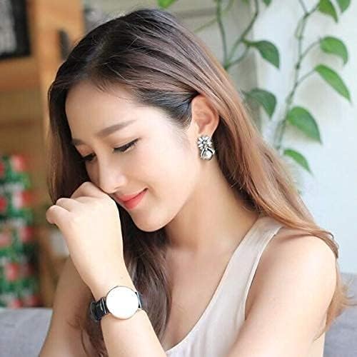 YouBella Kristall versilberter Ohrstecker | Modischer und schöner glänzender Ohrstecker für Damen und Mädchen | Farbe: Silber | Künstlicher Schmuck | Perfekt für besondere Anlässe | Zum Verschenken und zur Hochzeit