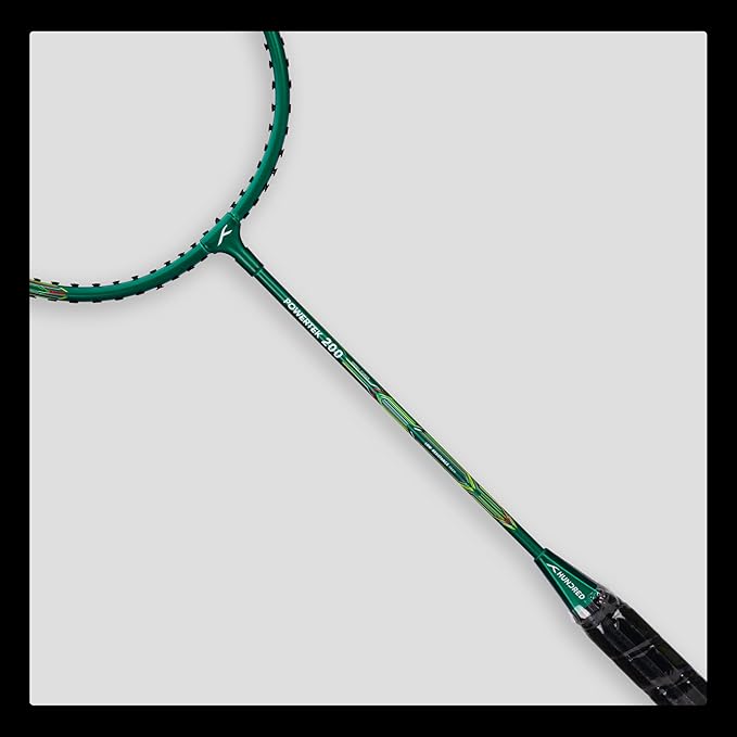 HUNDRED Powertek 200 Badmintonschläger mit Kopfabdeckung (Größe: Standard, Griffgröße:G5) | Besaitet | Material: Aluminium | Für fortgeschrittene Spieler | Gewicht: 95 Gramm | Maximale Saitenspannung - 18-20lbs