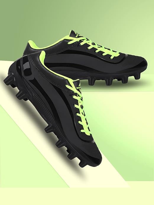 Nivia Airstrike Fußballstollen mit TPU-Sohle mit Direct Injection Molding Technology Eine geformte herausnehmbare E.VA Sockliner besteht als eine zusätzliche Schicht von Plüsch leichte Einlegesohle Pre-Molded
