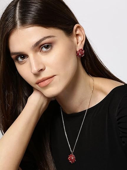 YouBella Crystal Rose Shape Floral Halskette Set | mit Ohrringen | Gold plated | Material: Messing | Modischer Kunstschmuck | Für Frauen & Mädchen | Perfekt für alle Anlässe