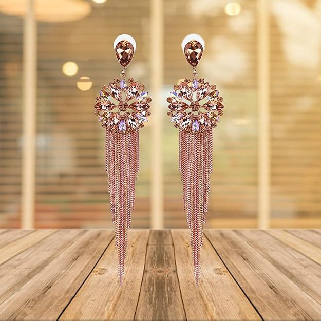 YouBella Schmuck Ohrringe | Farbe: Schwarz | Kristall-Quasten-H&made-Ohrringe für Mädchen und Frauen | Am besten zum Verschenken | Hochzeit | Stilvoll | Partykleidung | Mode | Geeignet für alle Gelegenheiten