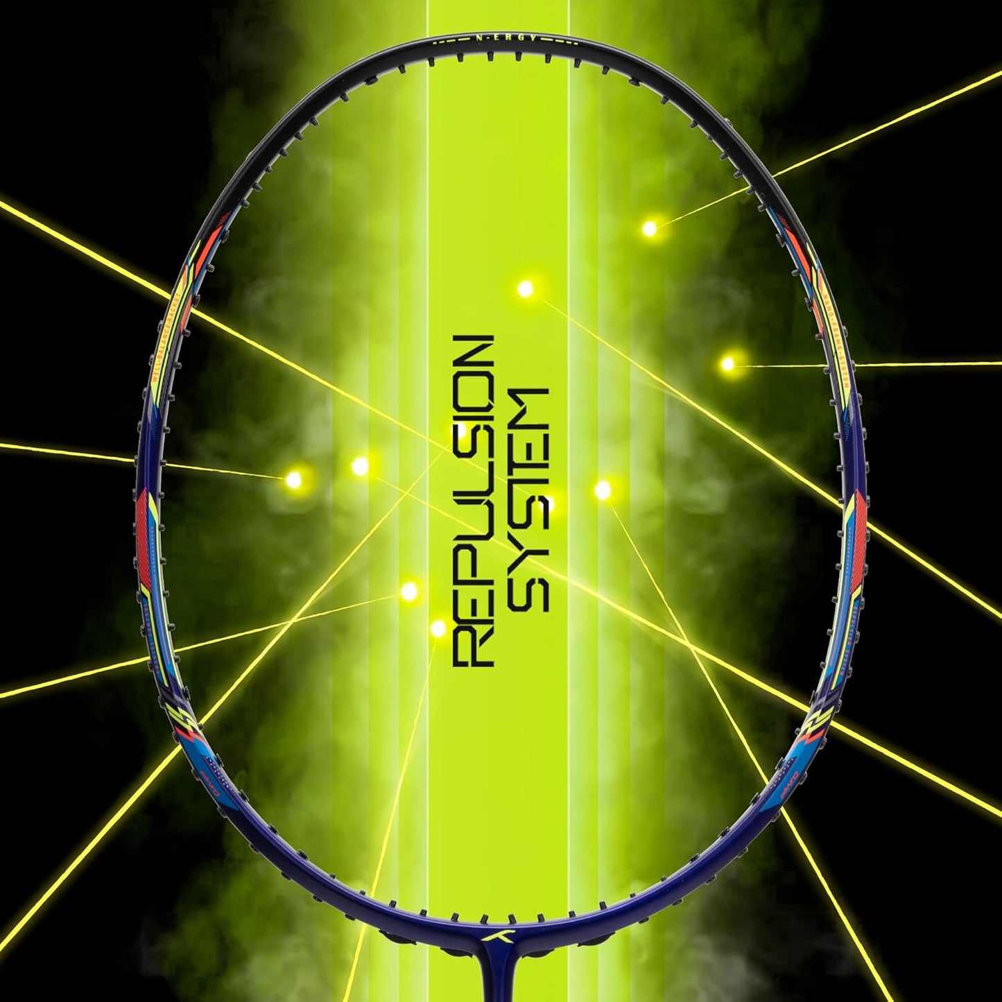 Hundred N-ERGY 80 Badmintonschläger mit Carbonfaserüberzug und kompletter Schlägerhülle | Für fortgeschrittene Spieler | 80 g | Maximale Saitenspannung: 32 lbs