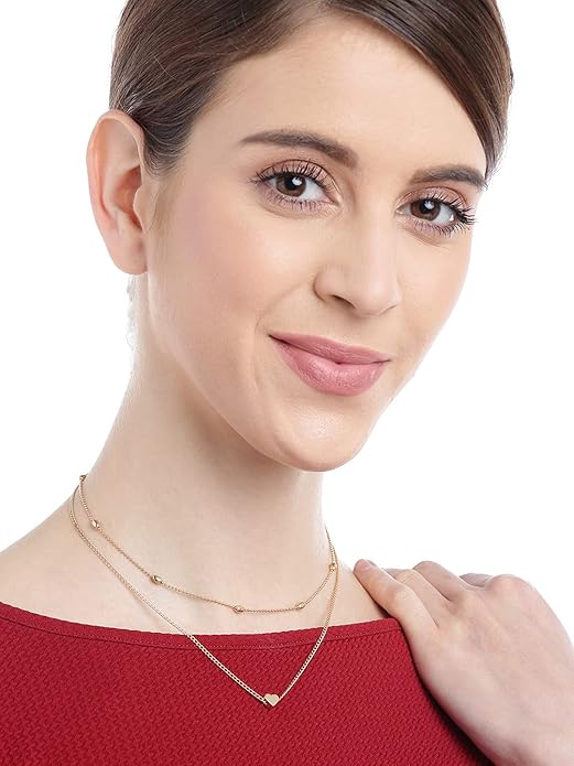 YouBella Legierung vergoldete Anhänger-Halskette für Damen (Gold) | Material: Legierung | Für Frauen und Mädchen | Am besten zum Verschenken | Stilvoll, trendig | Geeignet für alle Gelegenheiten | Hautfreundlich | Nicht allergisch