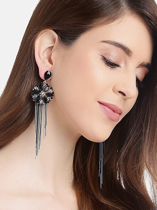 YouBella Schmuck Ohrringe | Farbe: Schwarz | Kristall-Quasten-H&made-Ohrringe für Mädchen und Frauen | Am besten zum Verschenken | Hochzeit | Stilvoll | Partykleidung | Mode | Geeignet für alle Gelegenheiten