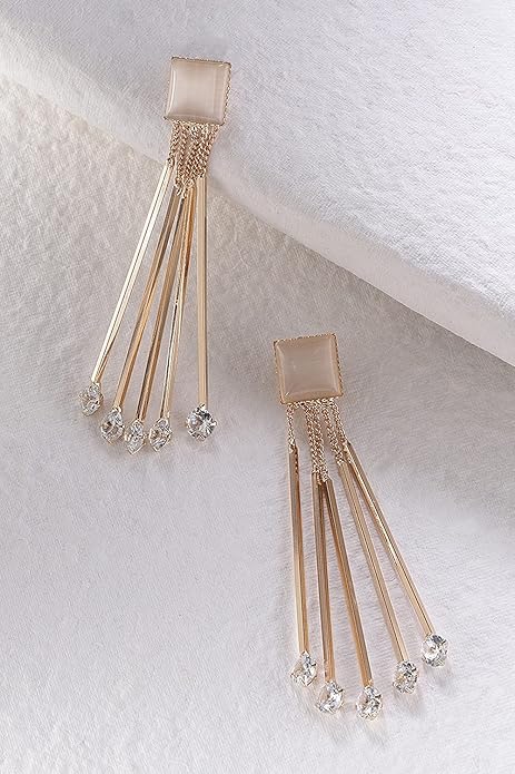 YouBella Butterfly Design Vergoldete Dangler Weiße Ohrringe | Modischer und schöner künstlicher Schmuck | Ohrringe für Frauen und Mädchen | Perfekt für besondere Anlässe | Zum Verschenken und zur Hochzeit