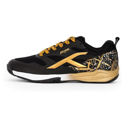 HUNDRED Beast Max Non-Marking Professional Badminton Schuhe für Herren (Schwarz/Gold, EU 44/UK 10/US 11) | Material: Polyester/TPU | Geeignet für Hallentennis/Squash/Tischtennis/Basketball & Padel