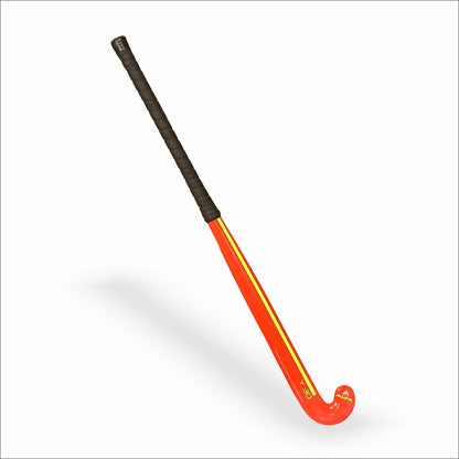 ALFA Y-30 Hockeyschläger | 10 % Carbon | Leicht und strapazierfähig | Extra niedrige Wölbung | Ergonomischer Griff | Für alle Spielstärken | Ideal für Präzision und Kontrolle | Farbe: Rot | Größe: 32 Zoll