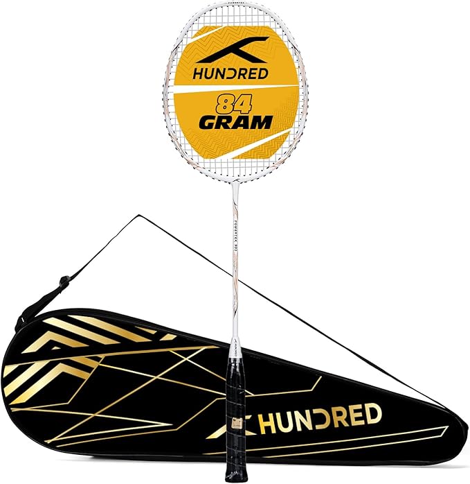 HUNDRED POWERTEK 903 Badmintonschläger mit Hülle | Powertek 900 Serie | Besaitet | Material: Vollgraphit | Für fortgeschrittene Spieler | Gewicht: 84 Gramm | Maximale Saitenspannung - 26lbs