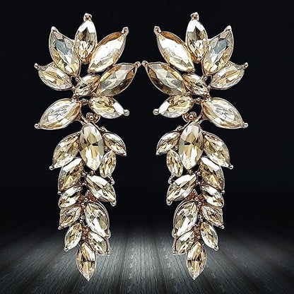 YouBella Jewellery Ohrringe für Frauen Kristallohrringe für Mädchen und Frauen (Weinrot)