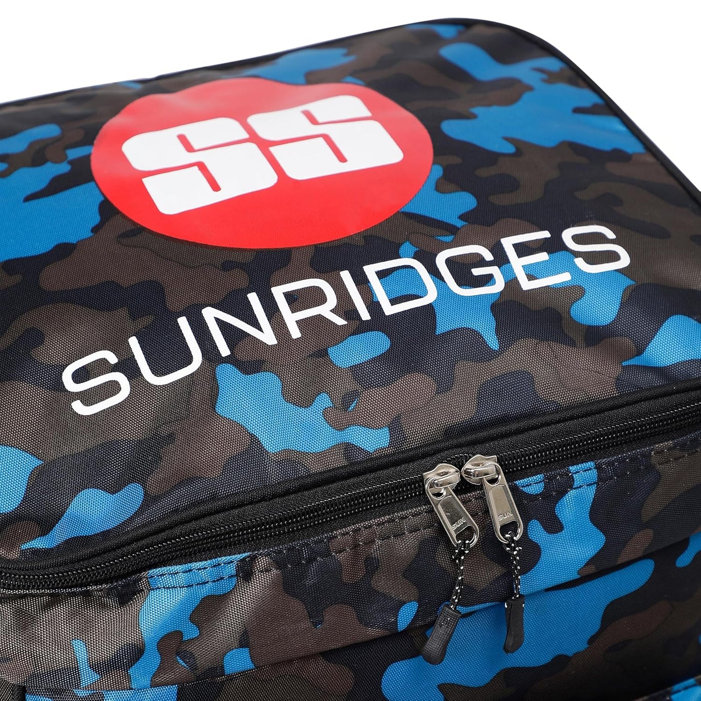 SS Camo Duffle Cricket Kit Bag | Leichtes Gewicht mit attraktivem Design | Wetterbeständig | Geräumiger Stauraum | Komfort | Stilvoll und sportlich | Schulterriemen | Spezieller Schlägerhalter