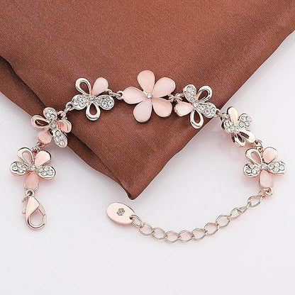 YouBella Stylisches Blumenarmband | Rose Gold | Material: Messing | Modischer Kunstschmuck | Für Frauen & Mädchen | Langlebiges Finish | Geeignet für alle Anlässe