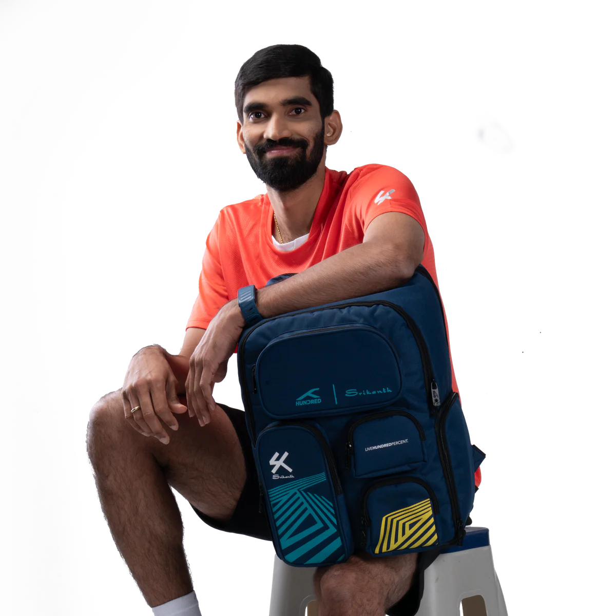 Hundred Nexus Rucksack | Geräumige und strapazierfähige Tasche mit zahlreichen Fächern | Gepolsterter Trageriemen | Ideal für Sport, Studium, Schule und Reisen | Unisex-Design
