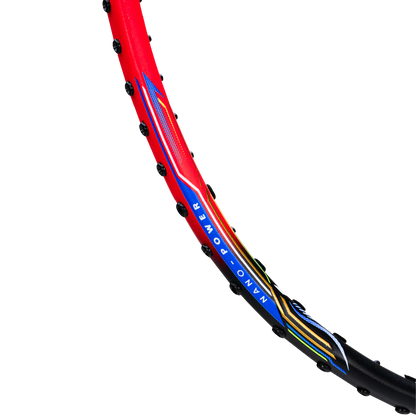 HUNDRED POWER RAY 900 Badmintonschläger – Geschwindigkeit, Kontrolle und Präzision