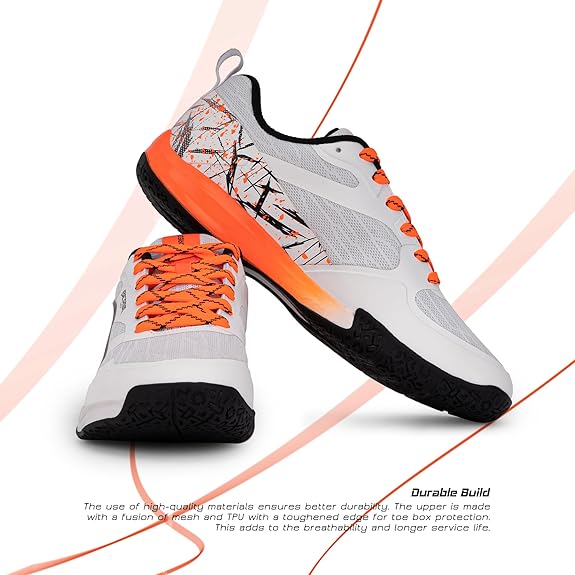 HUNDRED Beast Max Badmintonschuhe für Herren | Weiß/Orange, EU 44 | Material: Polyester/TPU | Geeignet für Hallentennis, Squash, Tischtennis, Basketball und Padel