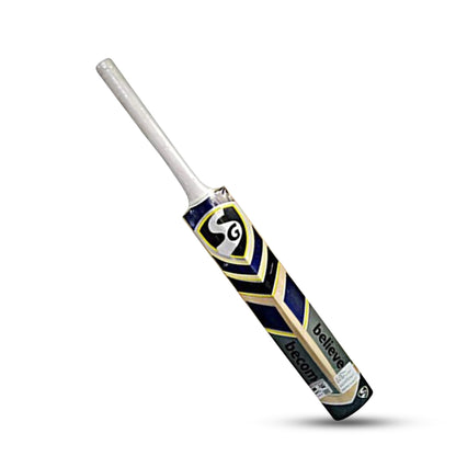 SG Sierra Plus Cricketschläger für Herren und Jungen (Beige) | Material: Kashmir Willow | Leichtgewicht | Kostenlose Hülle | Spielfertig | Für fortgeschrittene Spieler | Ideal für Lederball